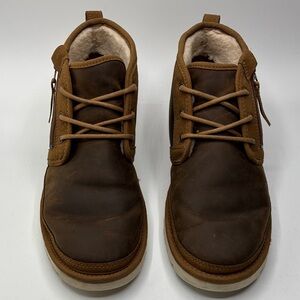 UGG Neumel Men's Size 11 Brown Nubuck Suede Leather Shearling Lined Chukka Boots